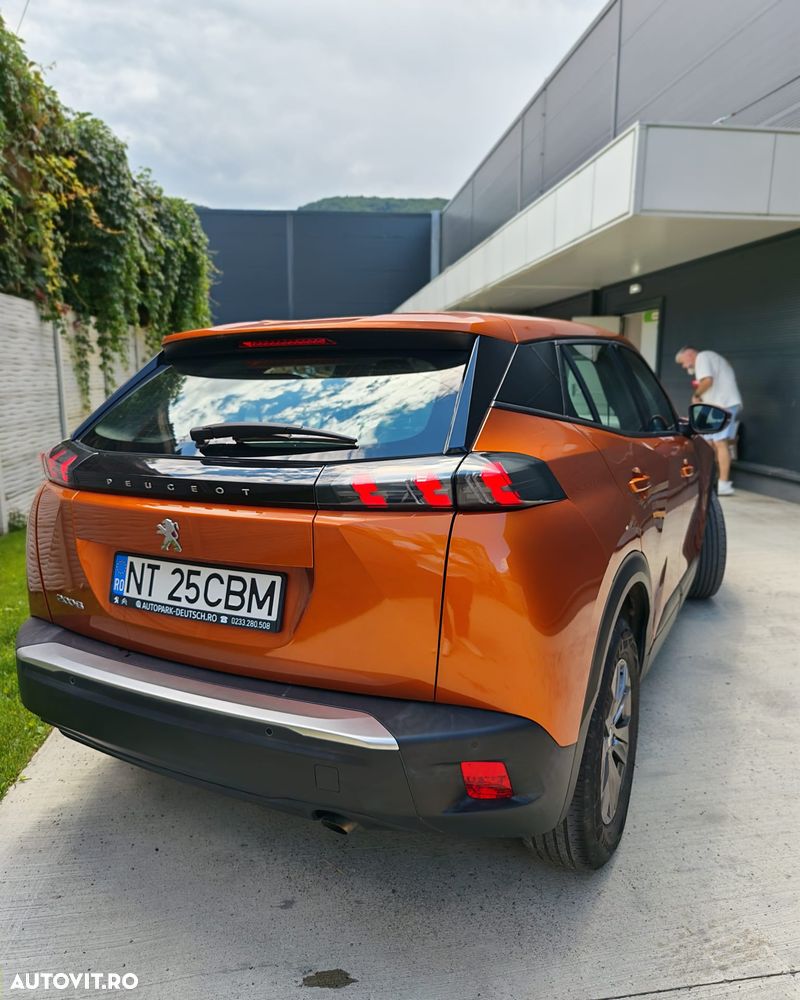 Peugeot 2008 1.2 L PureTech STT Active - 15