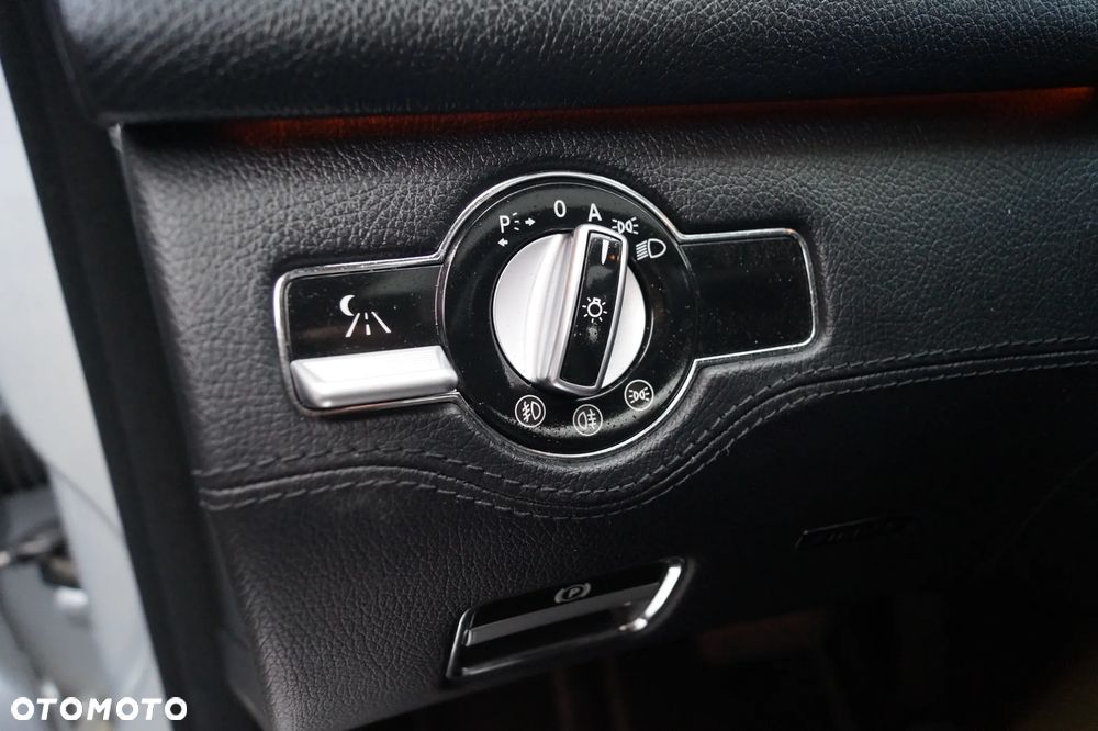 Mercedes-Benz CL 500 4Matic 7G-TRONIC - 11