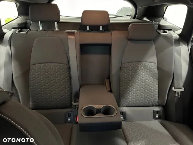 Toyota Corolla 1.2 T Comfort - 31