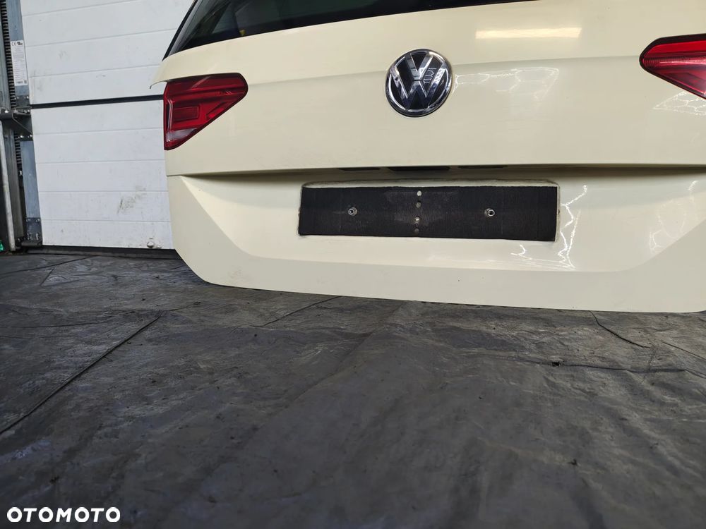 Vw Touran 5T III klapa bagażnika  R115L - 6