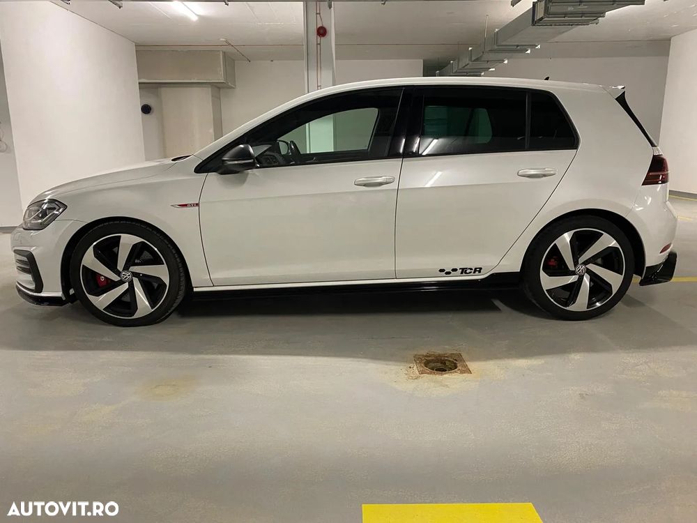 Volkswagen Golf GTI TCR 2.0 TSI OPF DSG - 10
