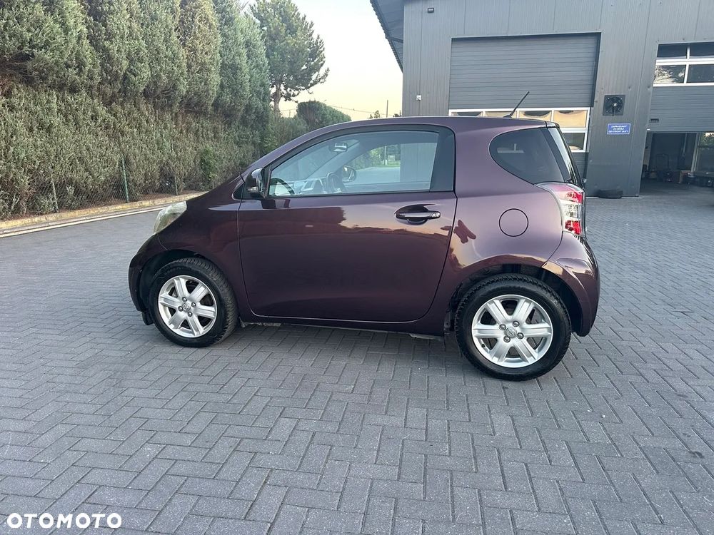 Toyota iQ 1.0 Sol EU5 - 14