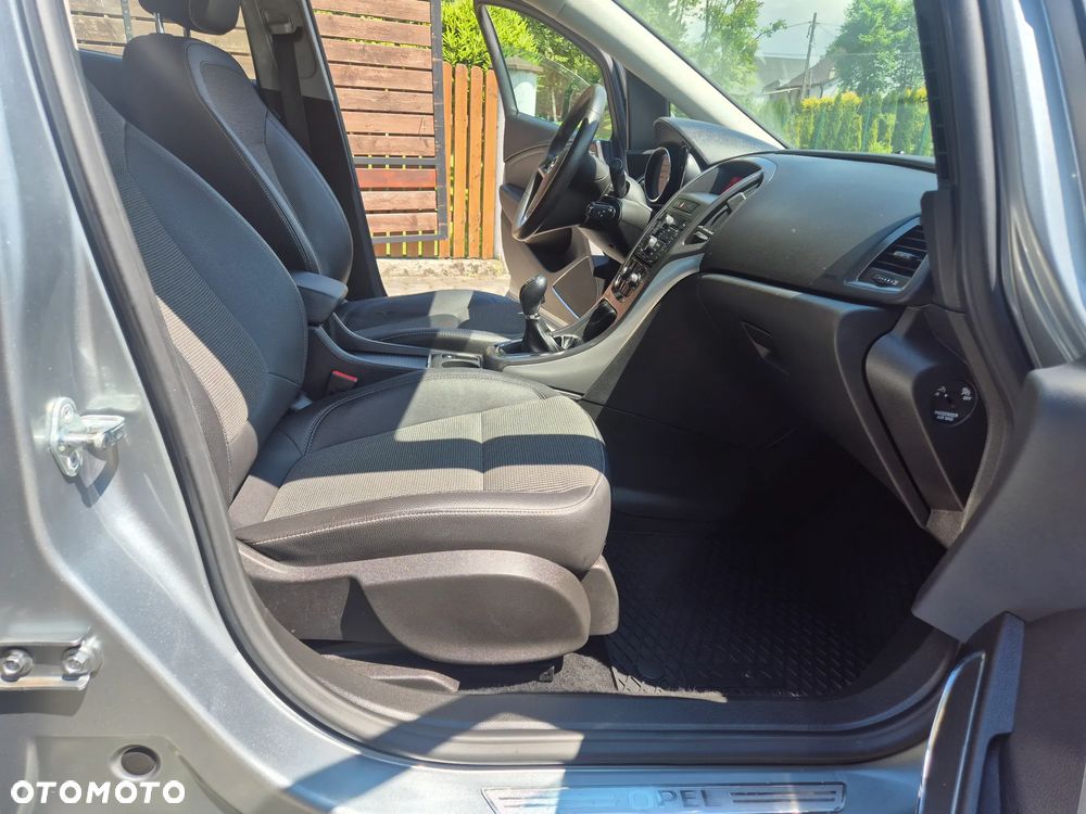 Opel Astra 1.4 Turbo Cosmo - 21
