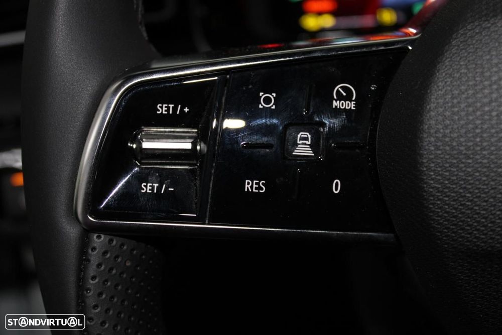 Renault 5 52 kWh Iconic Cinq Autonomia Conforto — fotografia 17