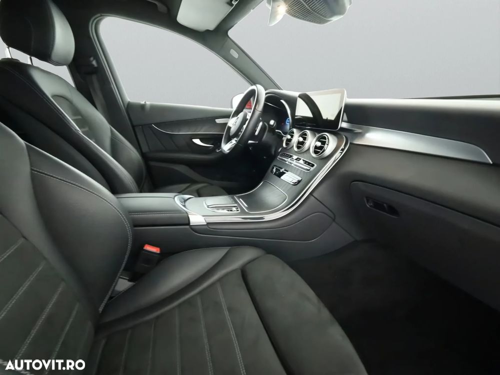 Mercedes-Benz GLC 300 de 4Matic 9G-TRONIC AMG Line - 14