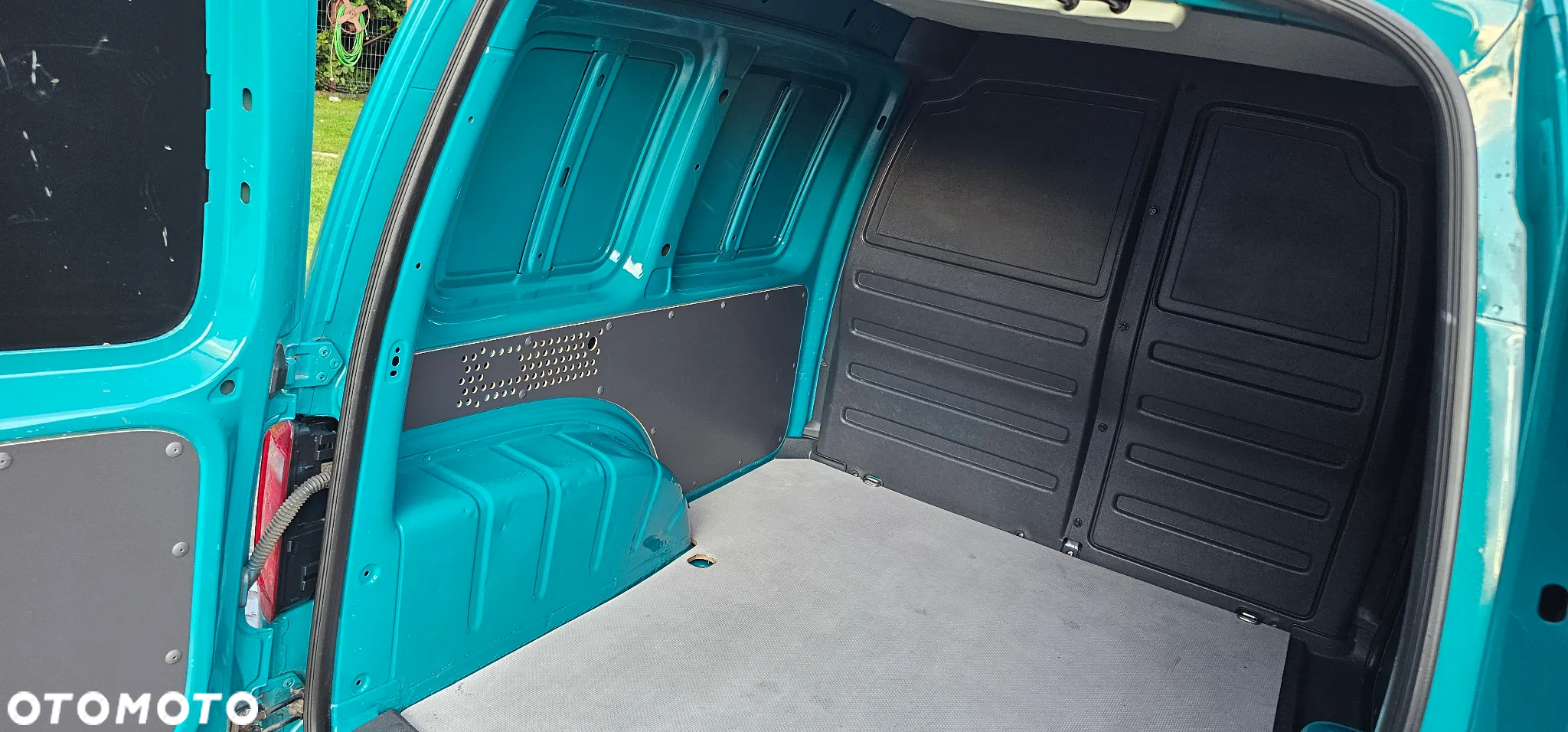 Volkswagen Caddy - 7