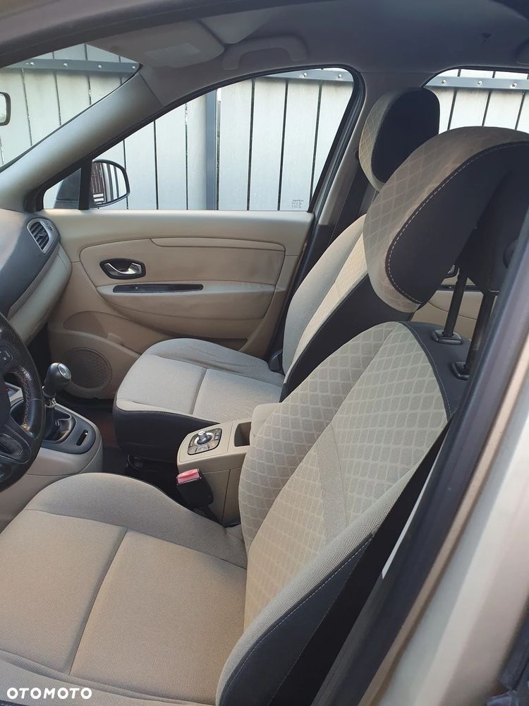 Renault Scenic - 9