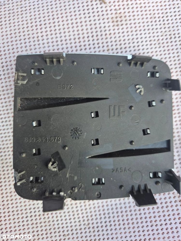 Grill Atrapa Znaczek Emblemat Seat Ibiza Toledo MII 6J6.853.679 - 2