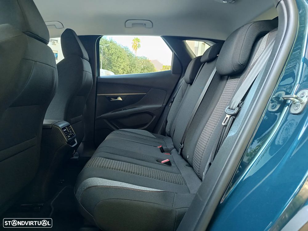 Peugeot 3008 PureTech 130 Stop & Start GPF EAT8 Active Pack - 20