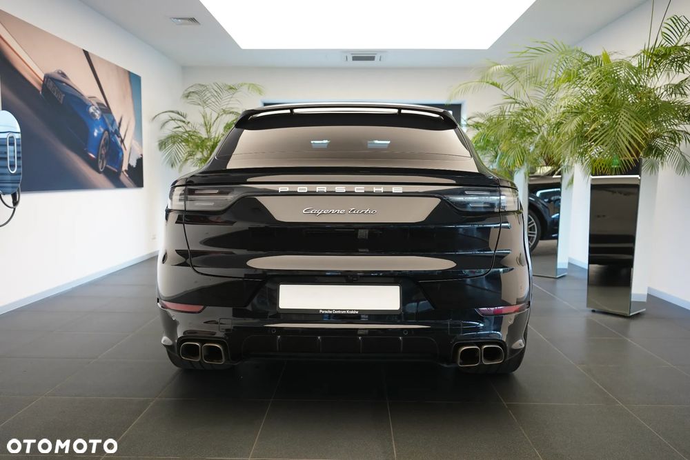 Porsche Cayenne Coupe Turbo - 6