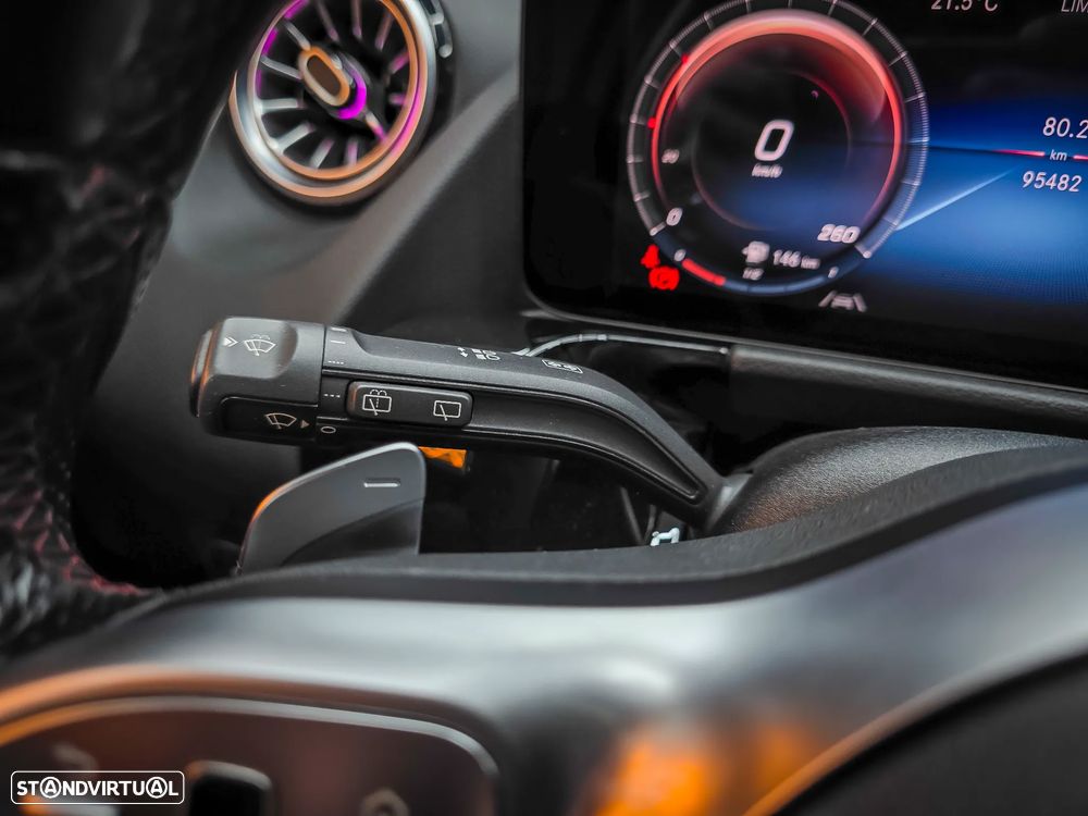 Mercedes-Benz GLA 180 d 8G-DCT Edition AMG Line - 32