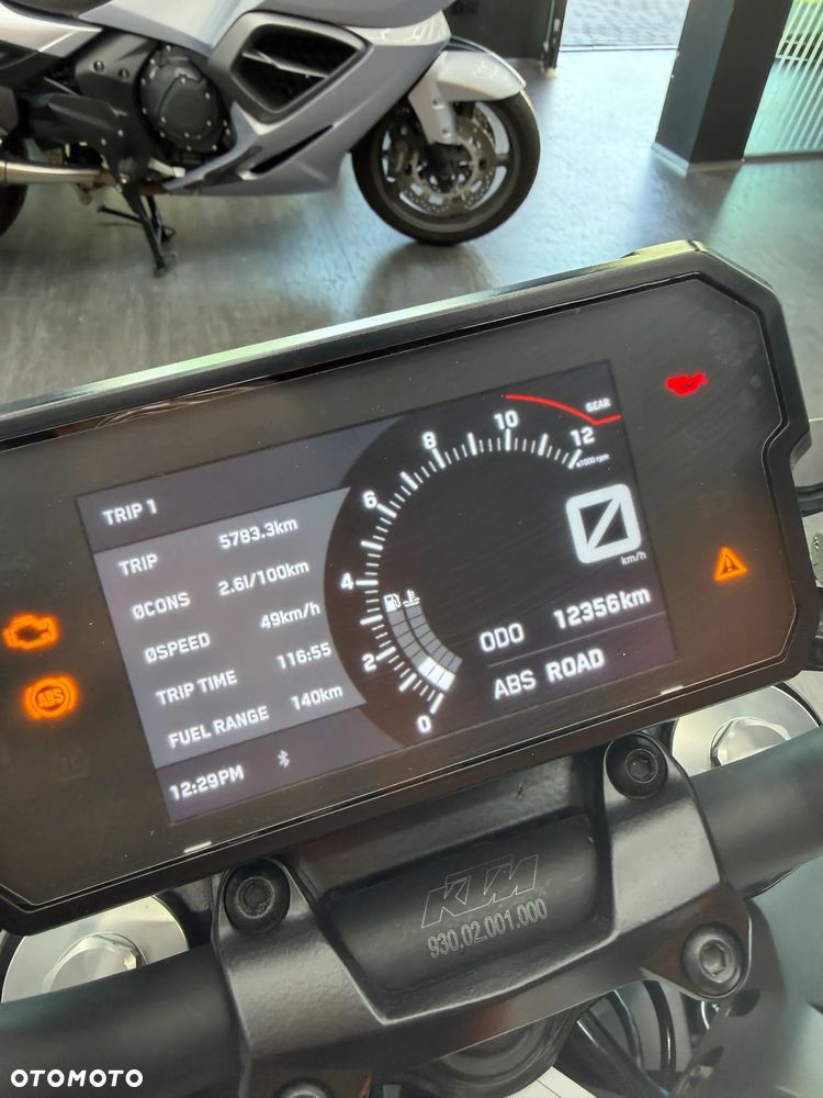 KTM Duke 125 - 26