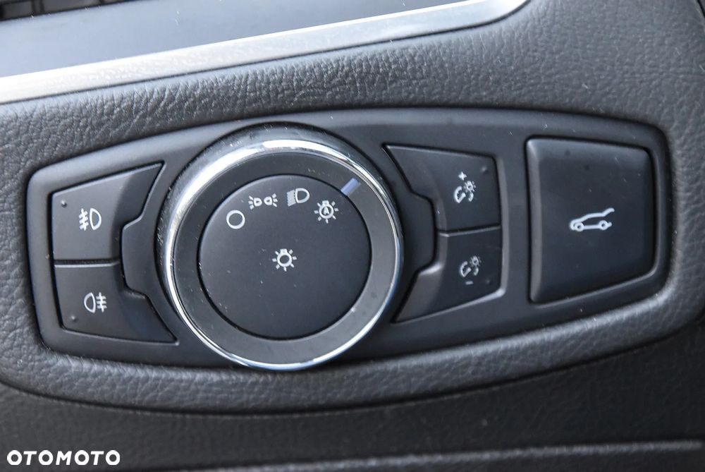Ford S-Max 2.0 TDCi Titanium PowerShift - 33