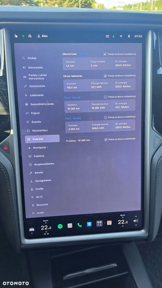 Tesla Model S - 29