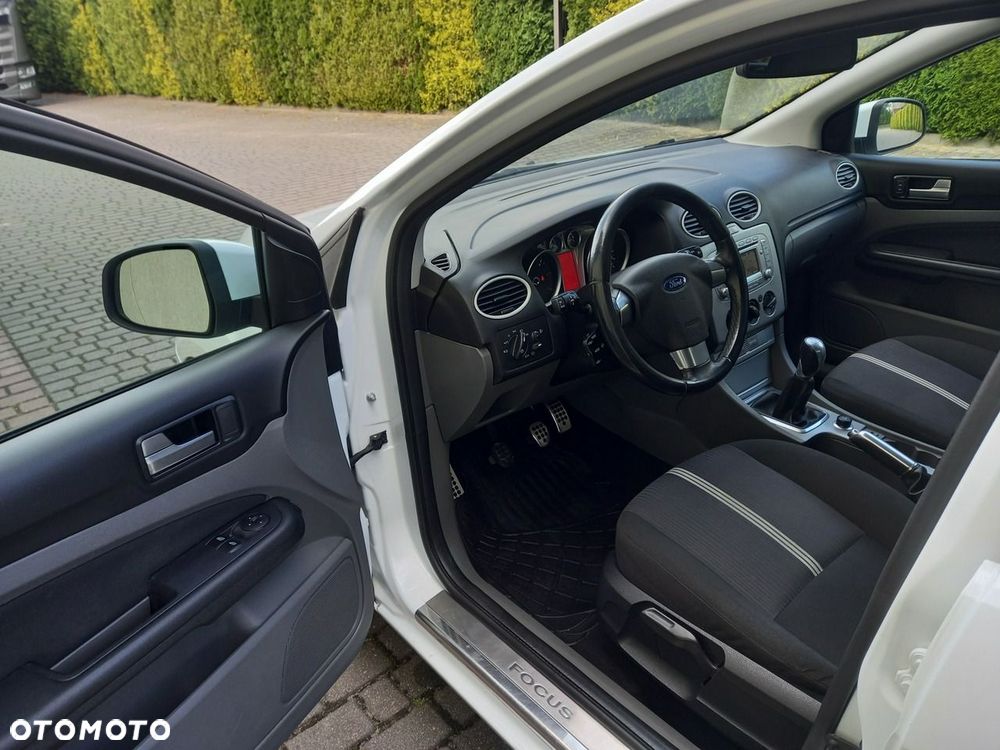 Ford Focus 1.6 TDCi Titanium - 29
