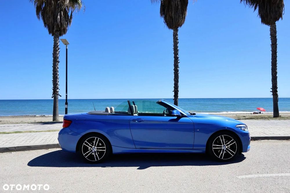 BMW Seria 2 220i - 2