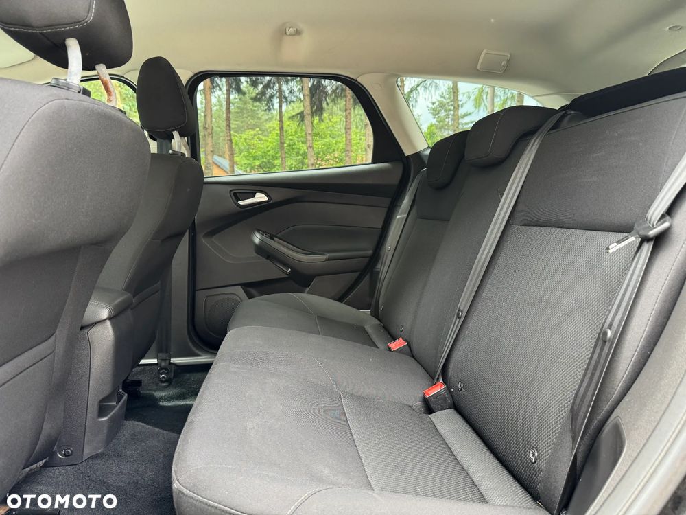 Ford Focus 1.0 EcoBoost Titanium - 29