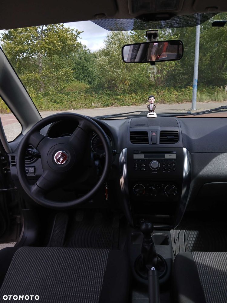 Fiat Sedici - 7