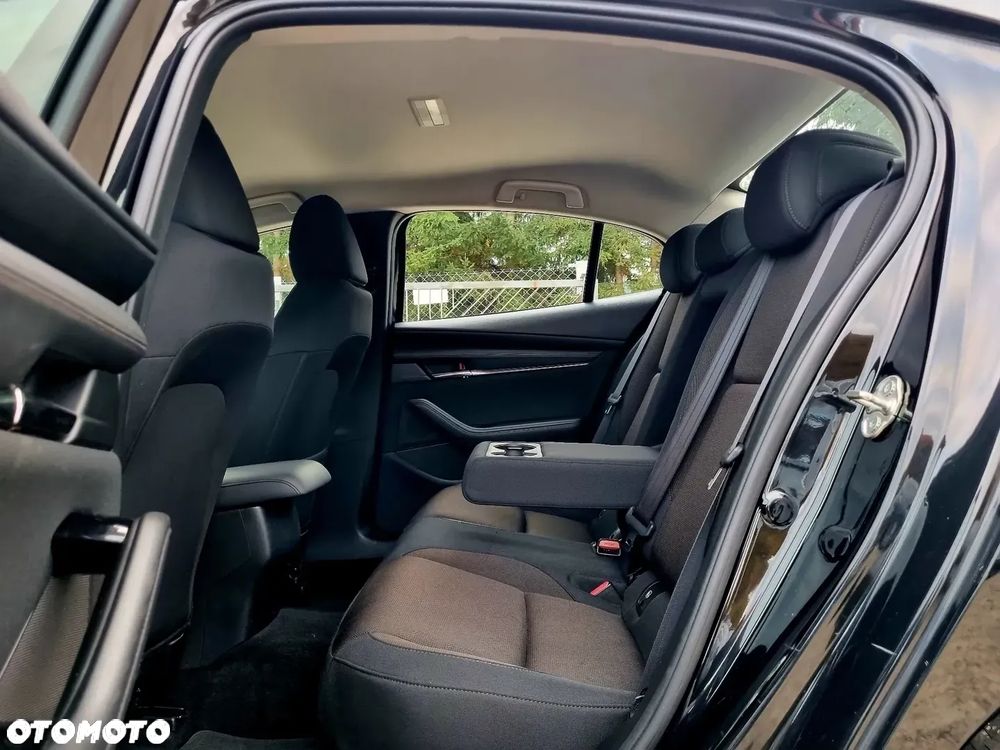 Mazda 3 SKYACTIV-G 2.0 M-Hybrid DRIVE - 11