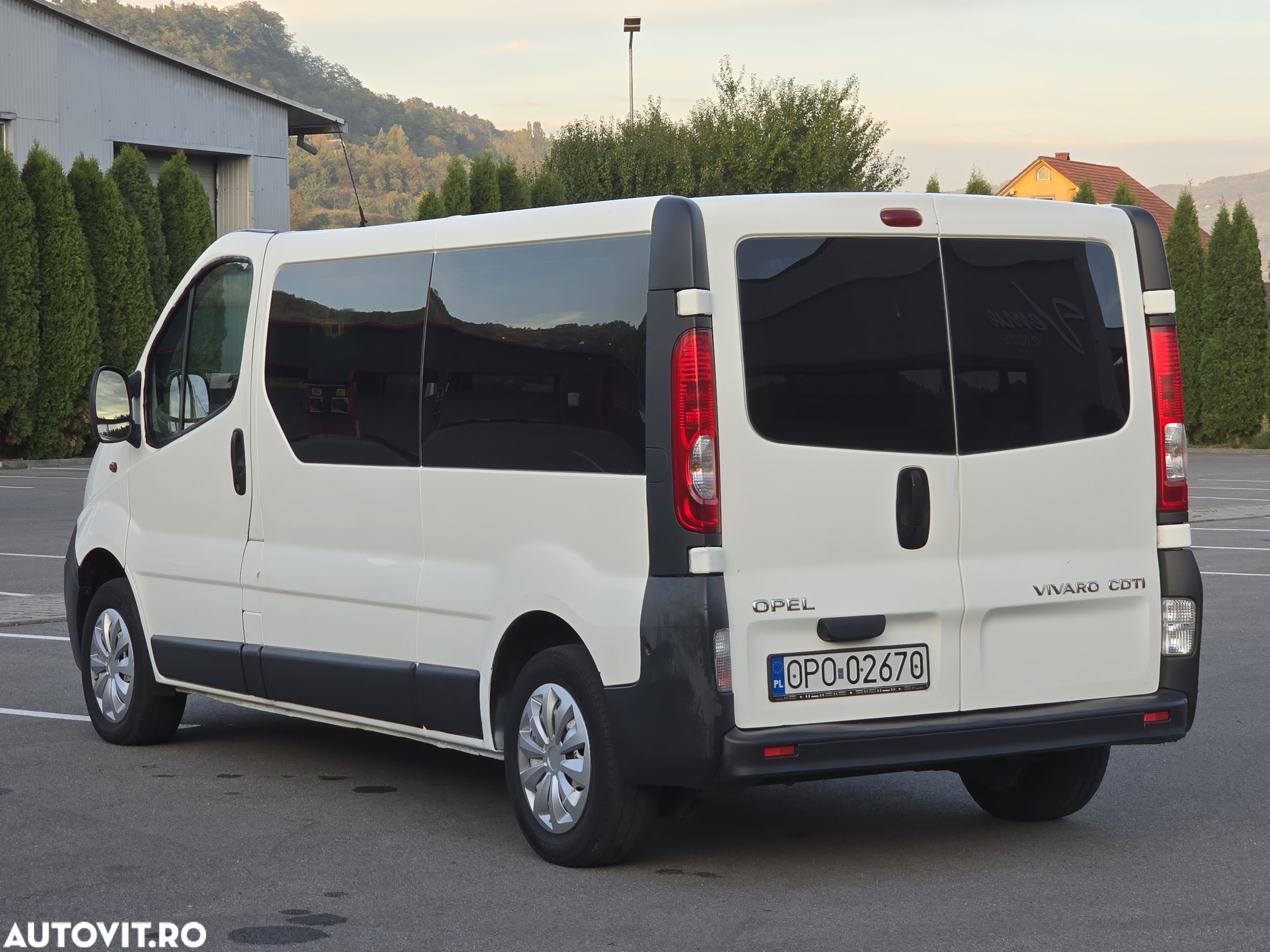 Opel Vivaro - 4