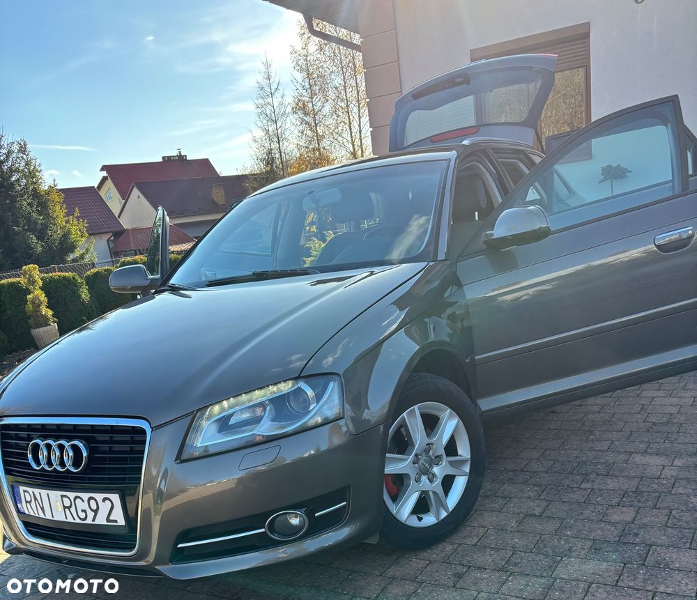 Audi A3 Sportback 1.2 TFSI Attraction - 1