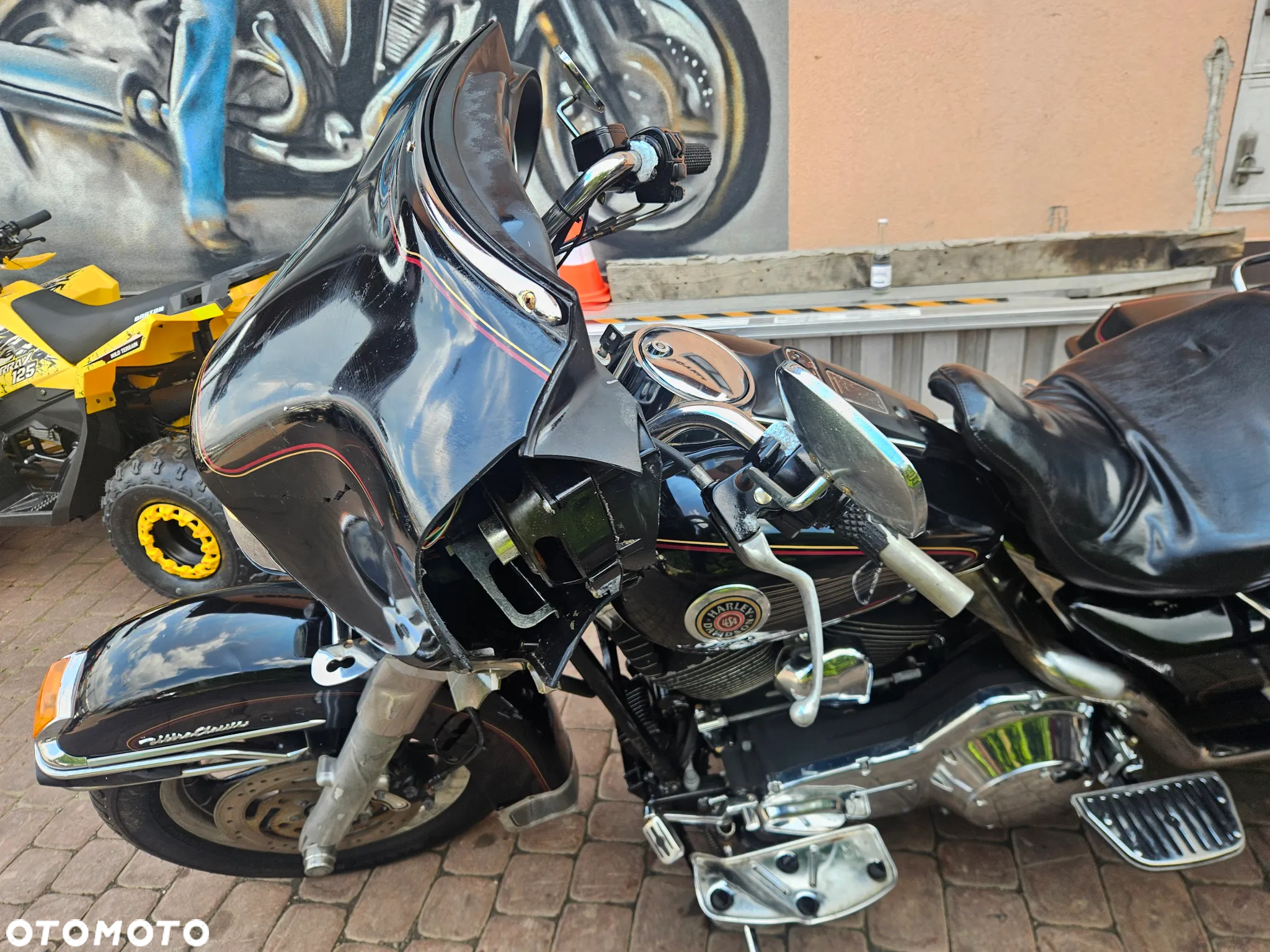 Harley-Davidson Softail Fat Bob - 20