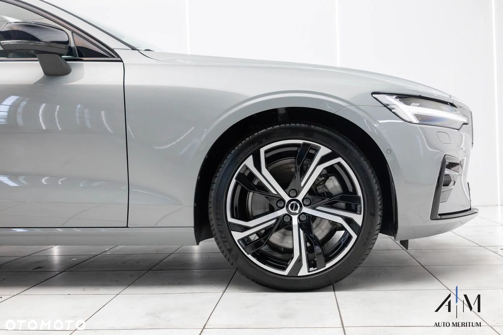 Volvo S60 B5 B AWD Ultimate Dark - 10