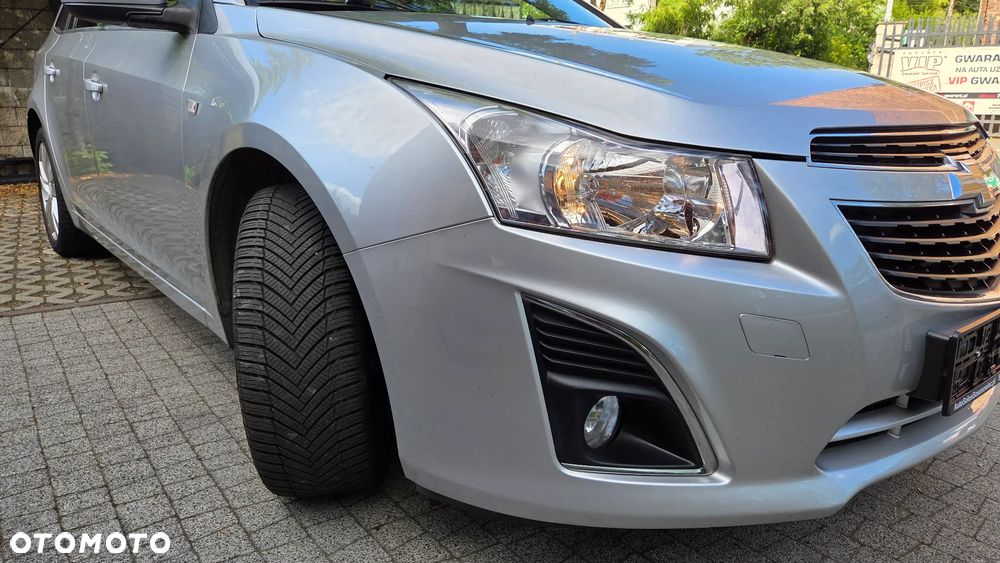 Chevrolet Cruze 1.4 T LTZ - 11