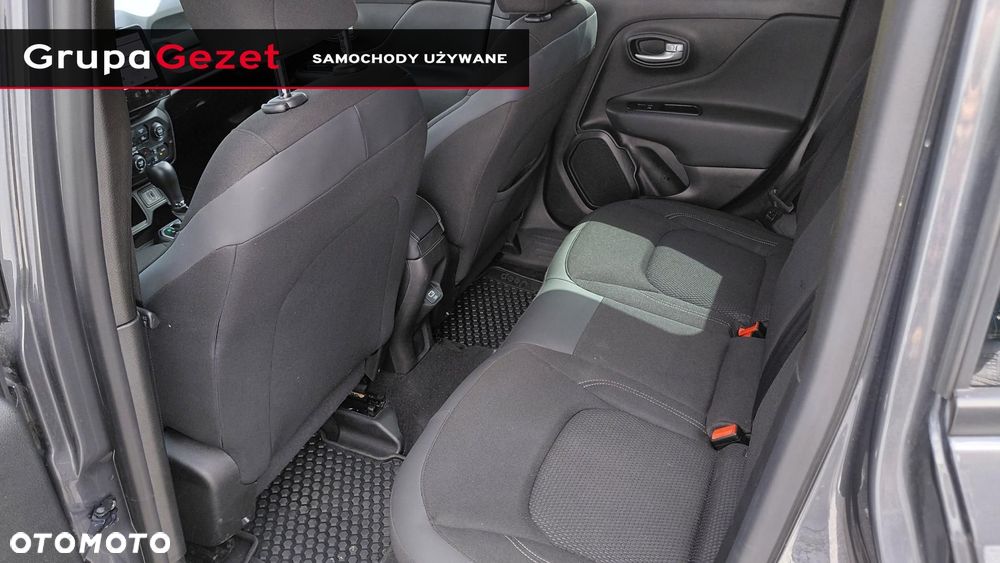 Jeep Renegade - 11