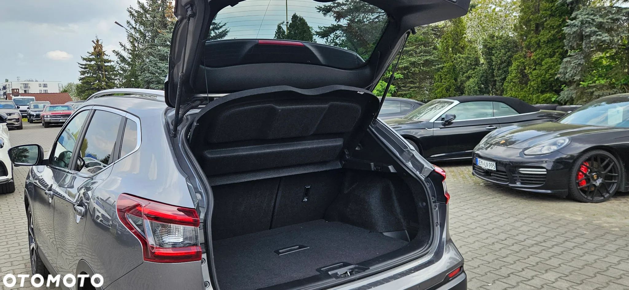 Nissan Qashqai 1.3 DIG-T Tekna - 22