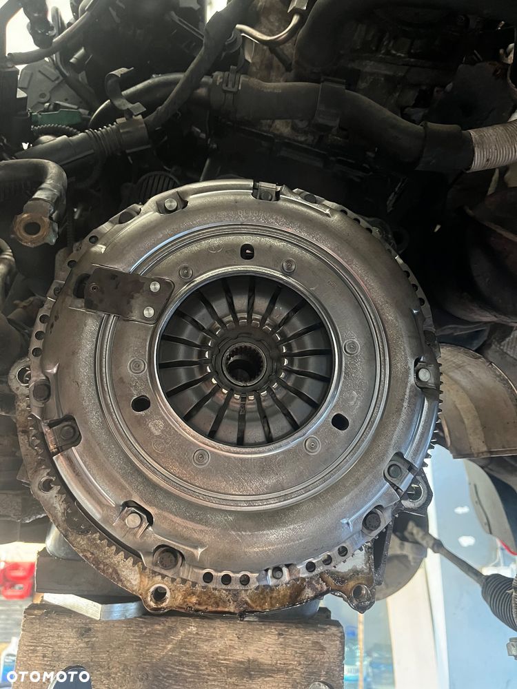 Volkswagen Passat 2.0 TSI Comfortline - 23