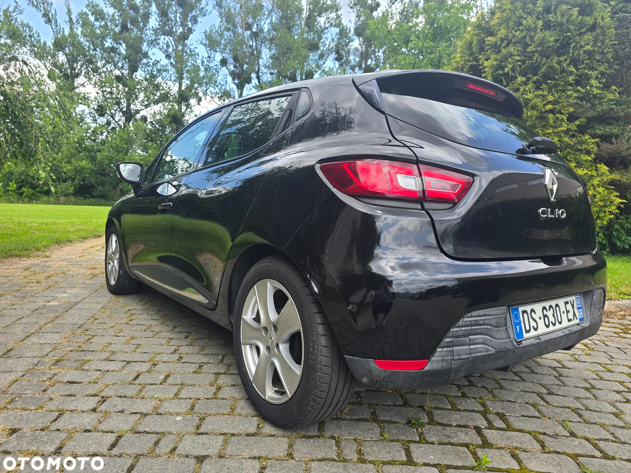 Renault Clio 1.2 16V 75 Experience - 11