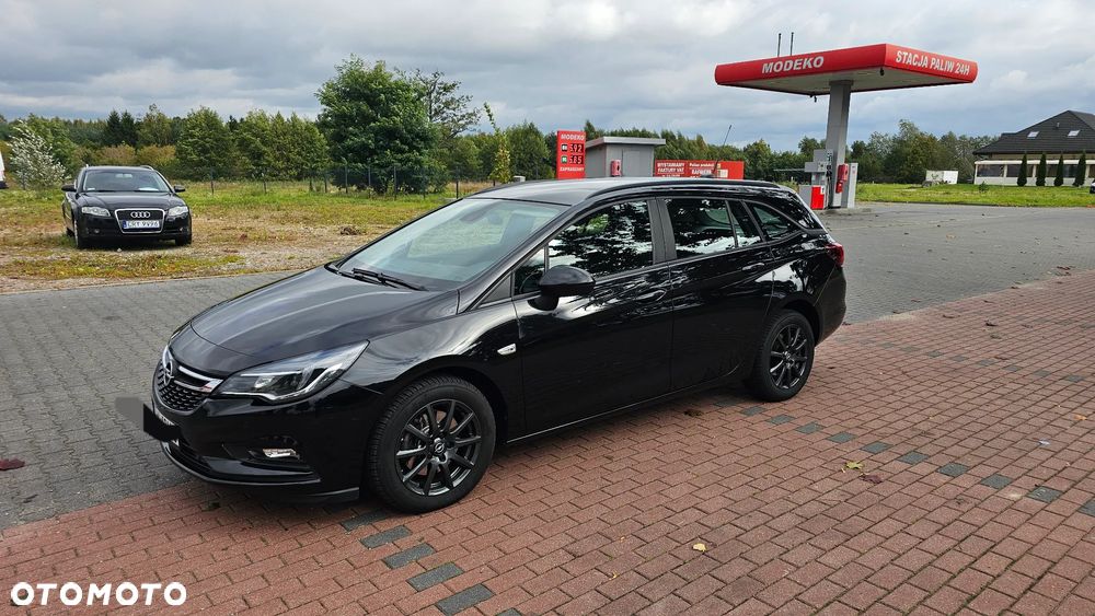 Opel Astra IV 1.6 CDTI Sport - 3