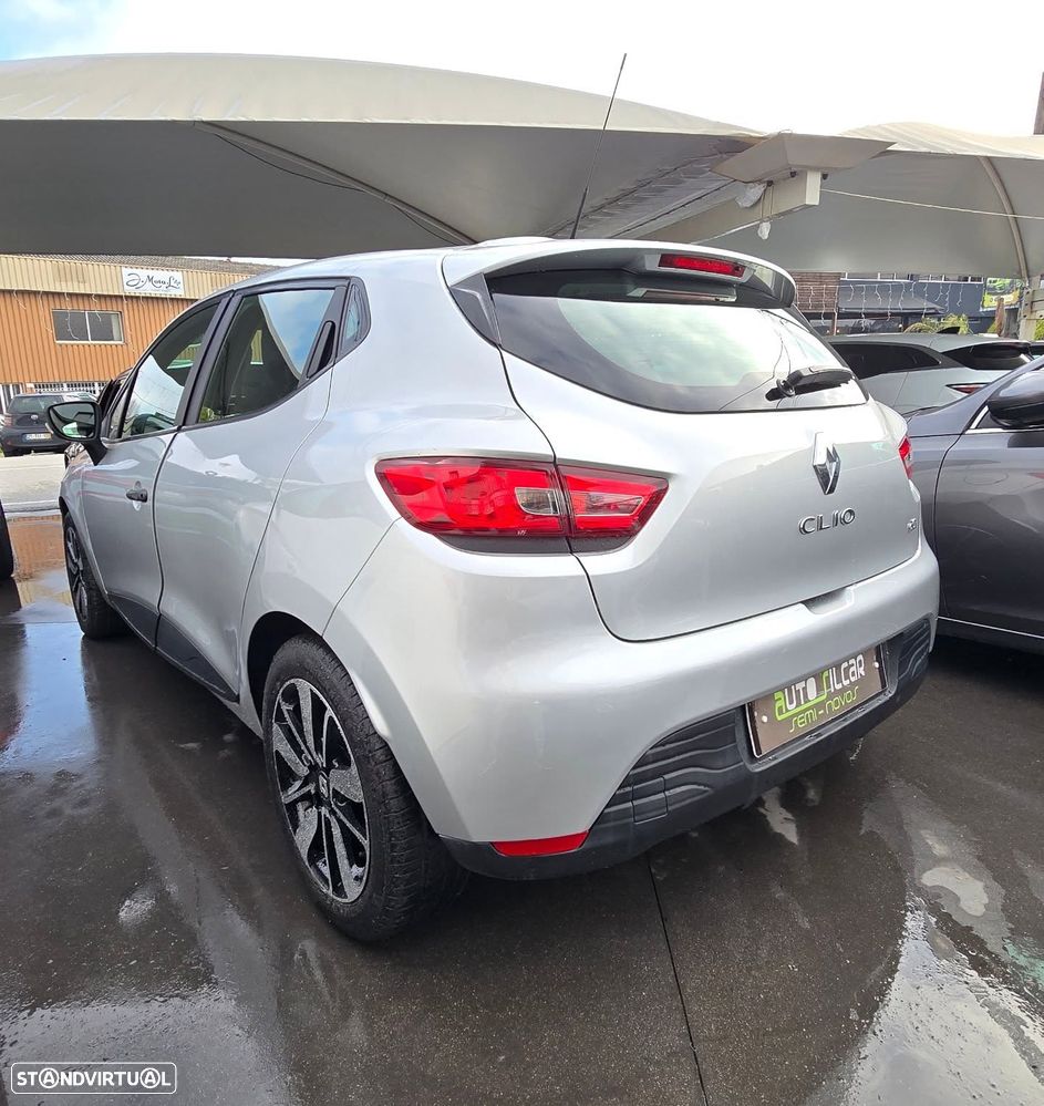 Renault Clio 1.5 dCi Fairway - 11