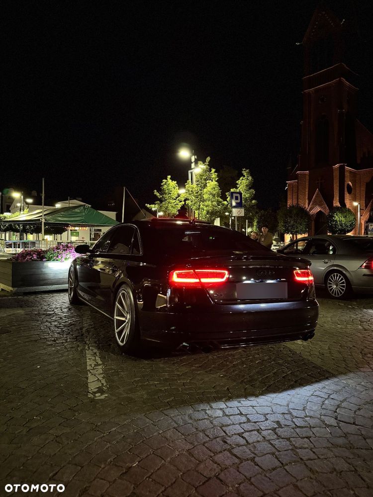 Audi A8 4.2 FSI L Quattro - 13