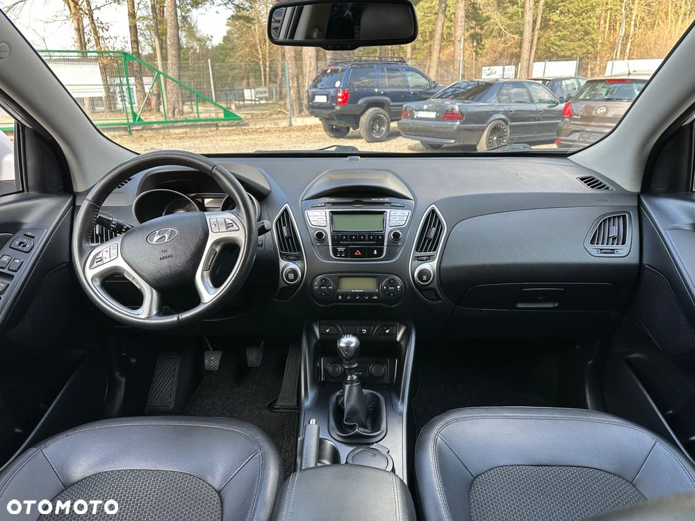 Hyundai ix35 1.7 CRDi Premium 2WD - 13