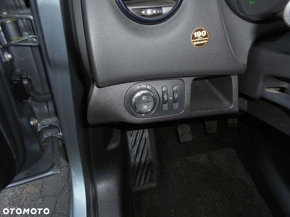 Opel Meriva 1.4 T Enjoy S&S - 15