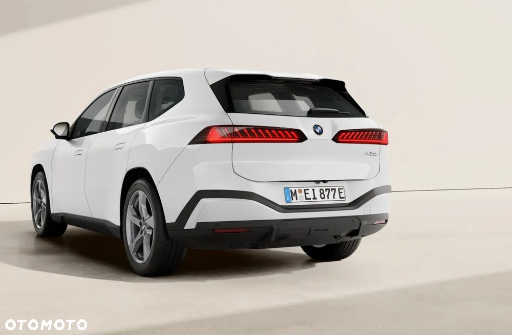 BMW iX3 50 xDrive 113.4kWh - 10