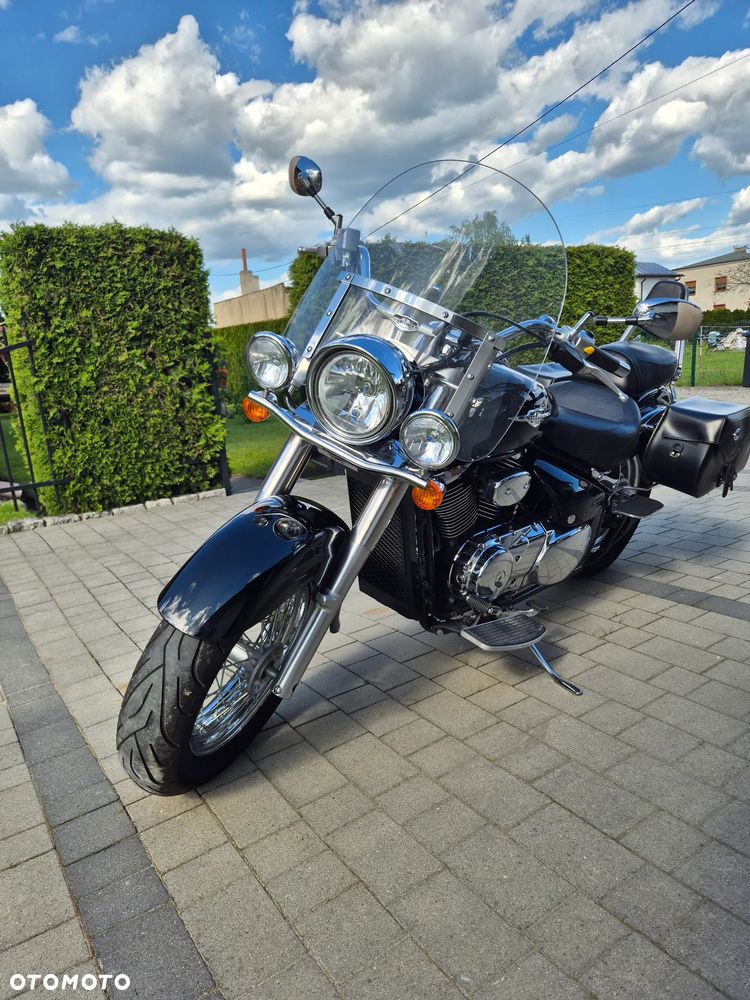 Suzuki Intruder - 3