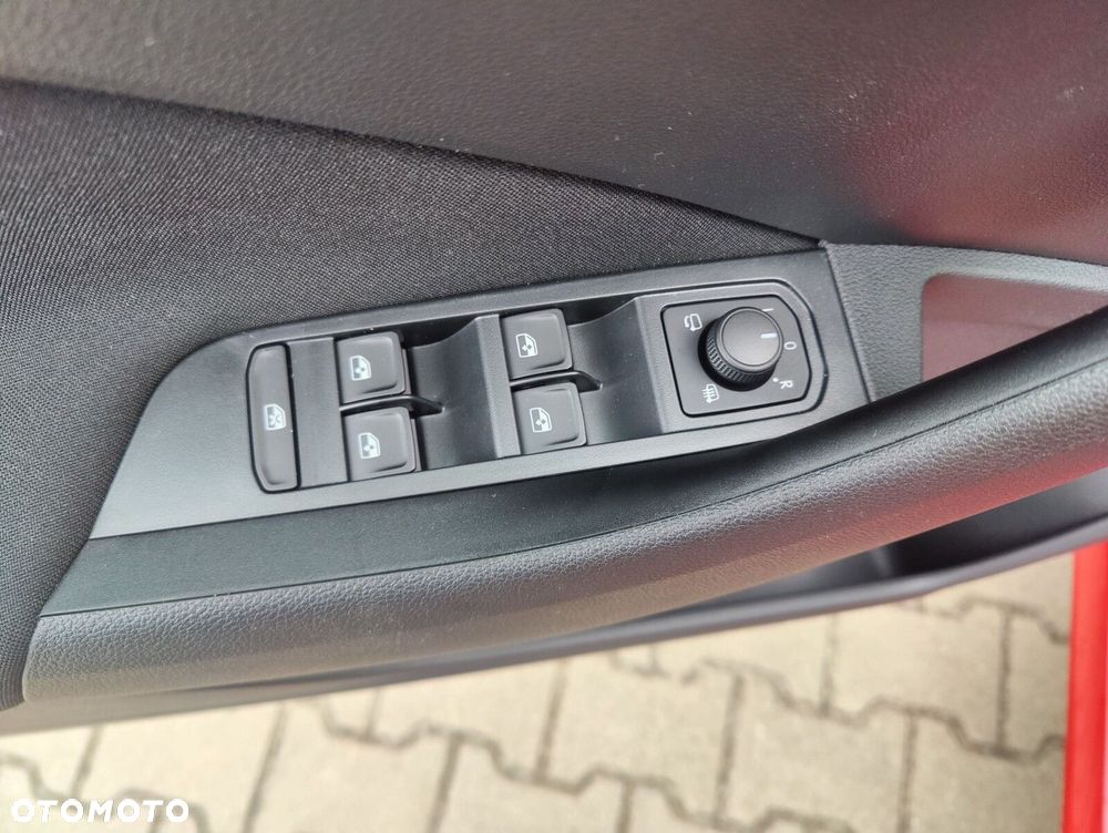 Skoda Kamiq 1.5 TSI Drive DSG - 31