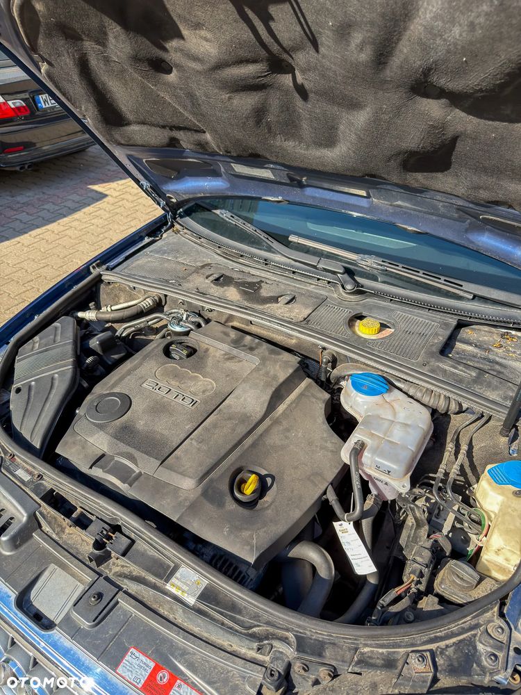 Audi A4 Avant 2.0 TDI DPF quattro S line Sportpaket (plus) - 20
