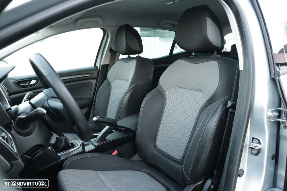 Renault Mégane 1.5 Blue dCi Limited - 20