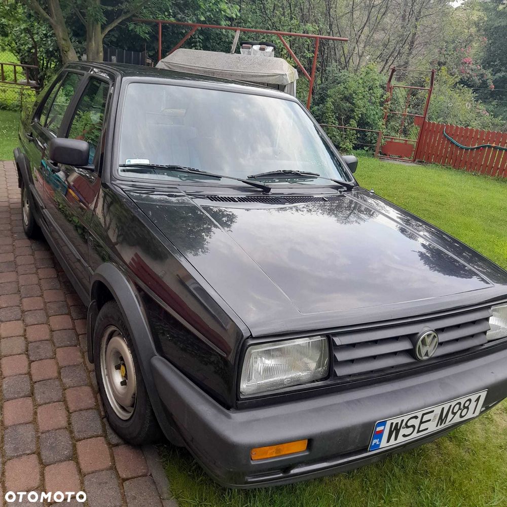 Volkswagen Jetta - 2
