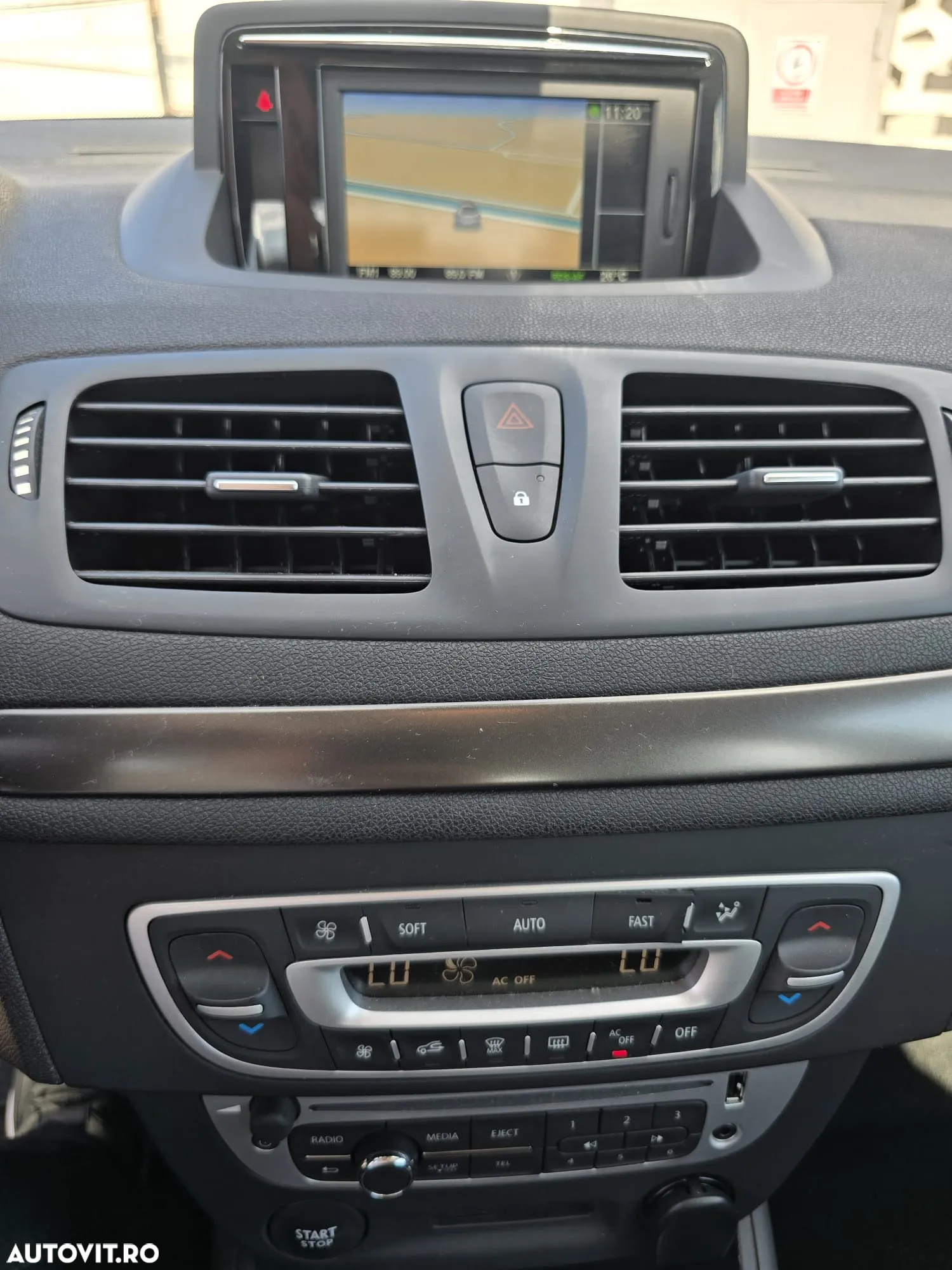 Renault Megane ENERGY dCi 110 ECO2 BUSINESS - 22