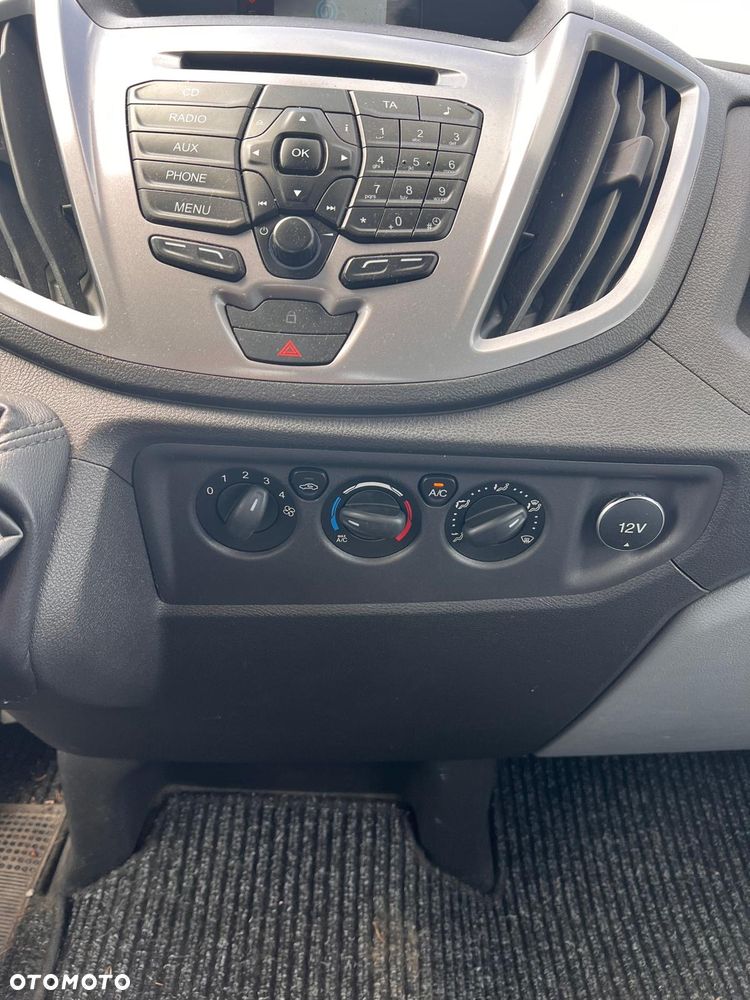Ford Transit - 9