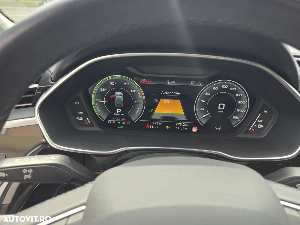 Audi Q3 45 TFSIe S tronic - 8