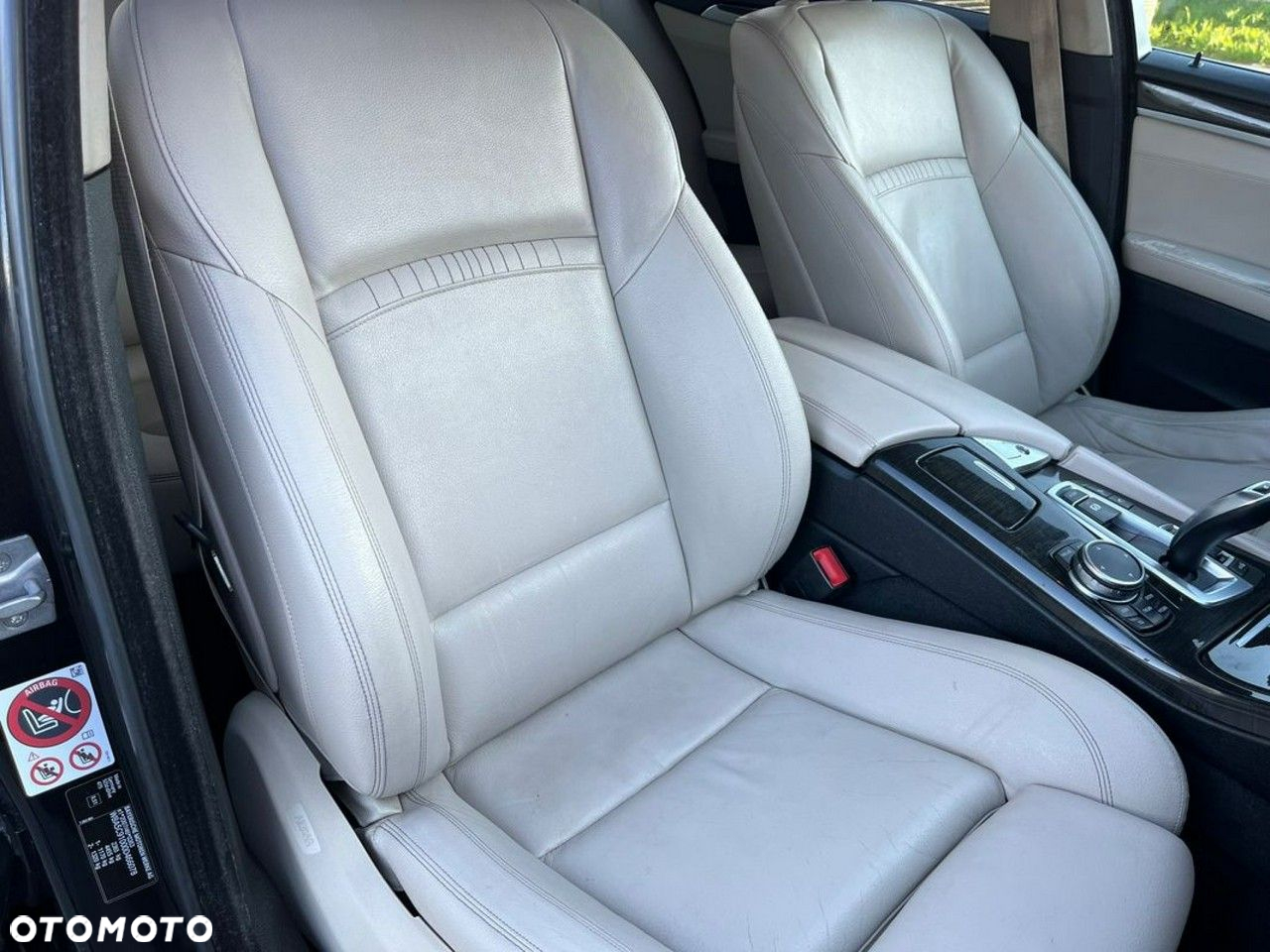 BMW Seria 5 525d xDrive Luxury Line - 15