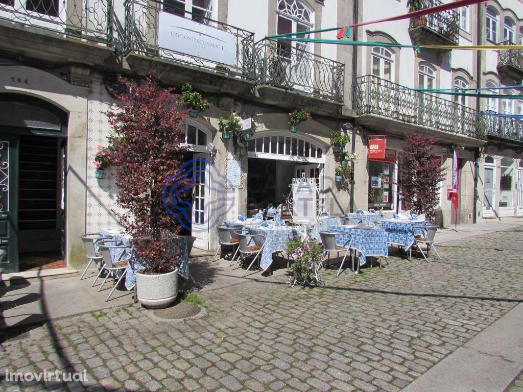 Trespasse de Restaurante Regional no Centro  Histórico de Viana - Grande imagem: 3/45