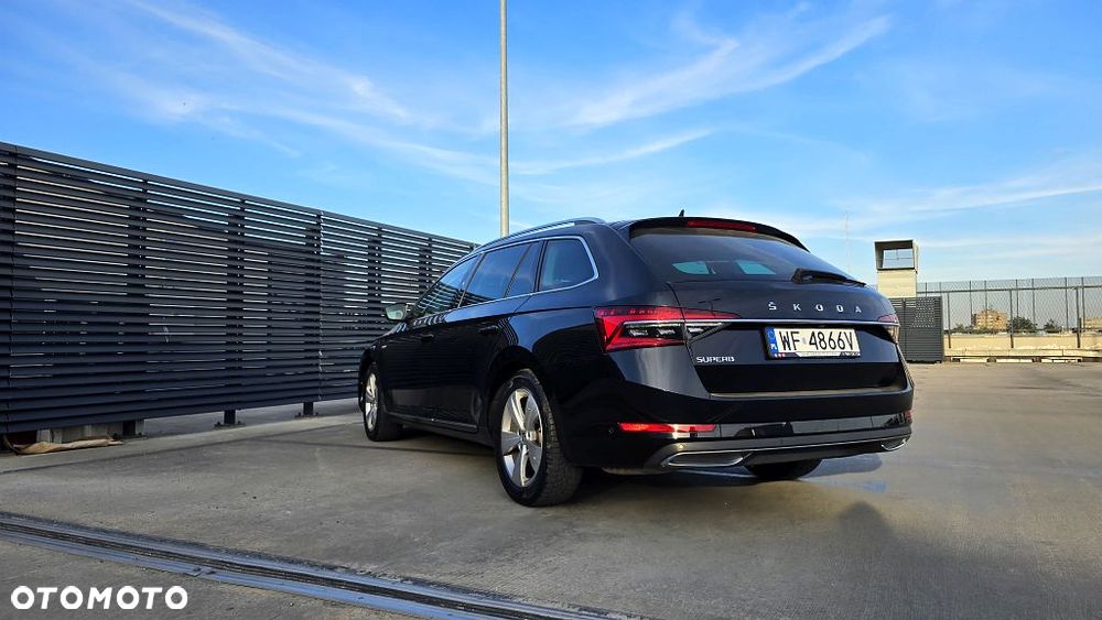Skoda Superb 2.0 TDI SCR L&K DSG - 19