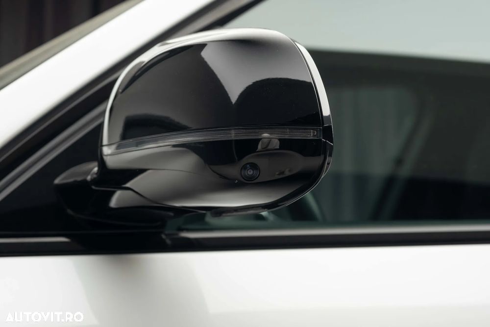 BMW X5 M M60i xDrive - 8
